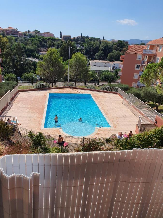 Appartement 4/6 Pers Fréjus Exterior photo